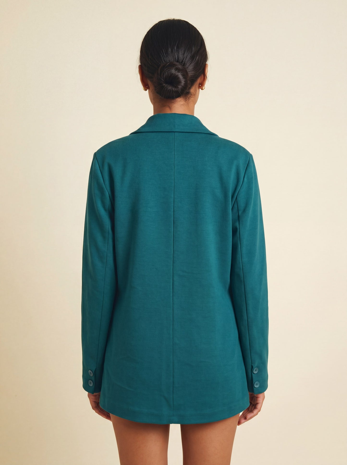 Seamless SeamSoft™ Summer Oversize Blazer in green — back view showing center seam and relaxed silhouette