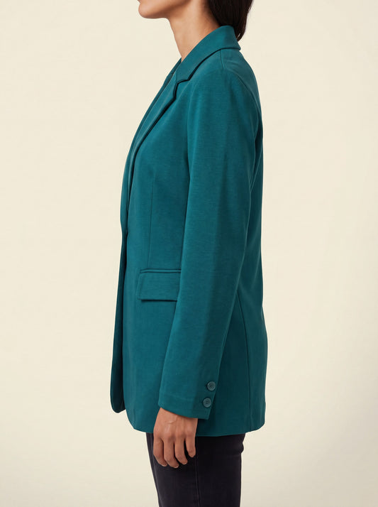 Seamless SeamSoft™ Summer Oversize Blazer in green — side profile showing two-button cuff and drape